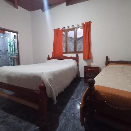 Hospedaje Ale Iruya Bagian luar foto